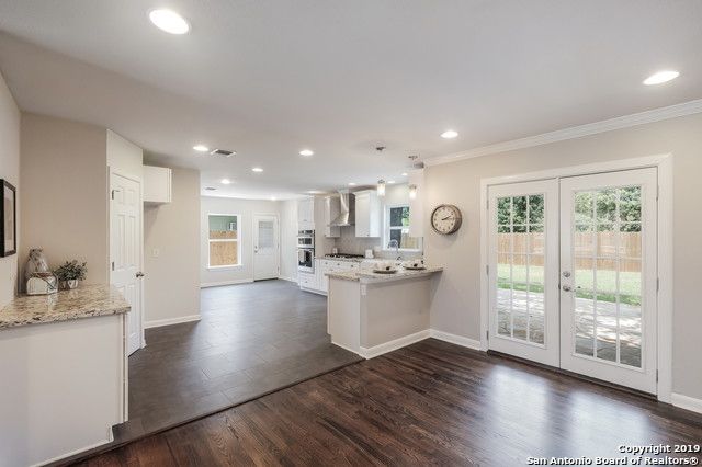 743 Robinhood, San Antonio, TX 78209