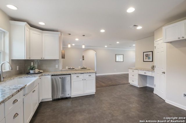 743 Robinhood, San Antonio, TX 78209