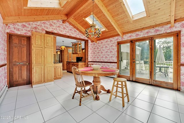 32 Woods Road, Freehold, NJ 07728