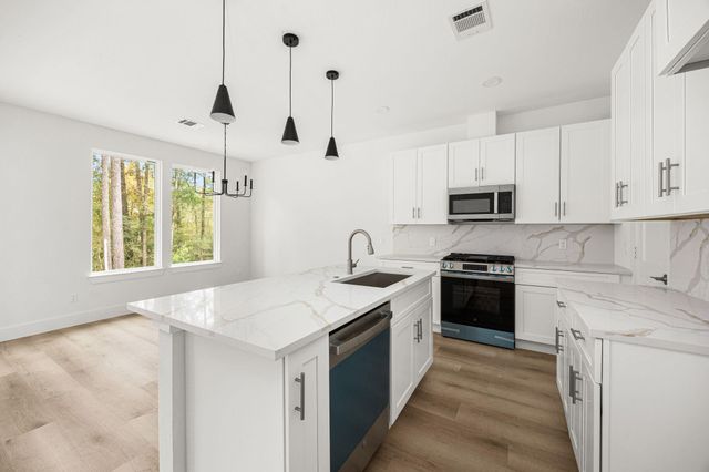 12161 La Salle River Rd, Conroe, TX 77304