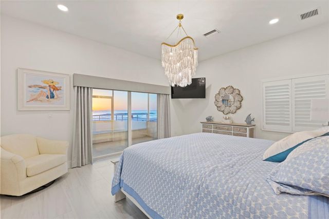 1750 BENJAMIN FRANKLIN DRIVE 1D, Sarasota, FL 34236