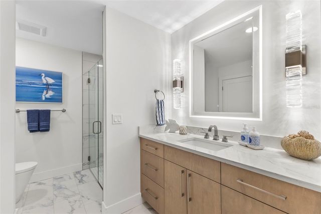 1750 BENJAMIN FRANKLIN DRIVE 1D, Sarasota, FL 34236