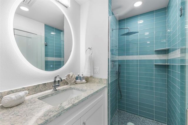 1750 BENJAMIN FRANKLIN DRIVE 1D, Sarasota, FL 34236