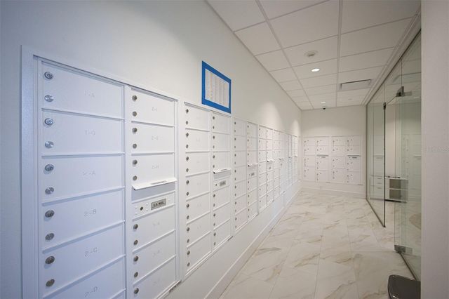 1750 BENJAMIN FRANKLIN DRIVE 1D, Sarasota, FL 34236