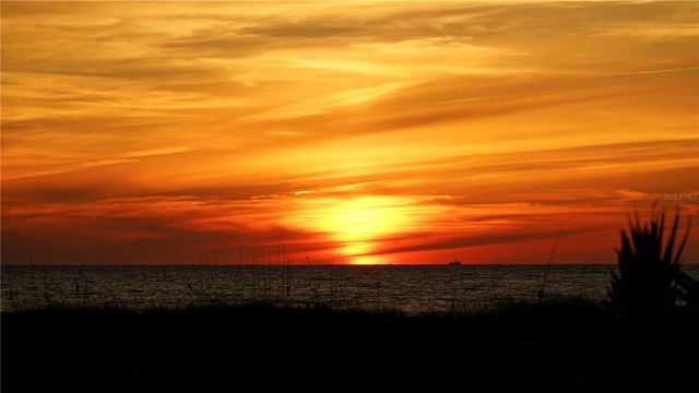 1750 BENJAMIN FRANKLIN DRIVE 1D, Sarasota, FL 34236