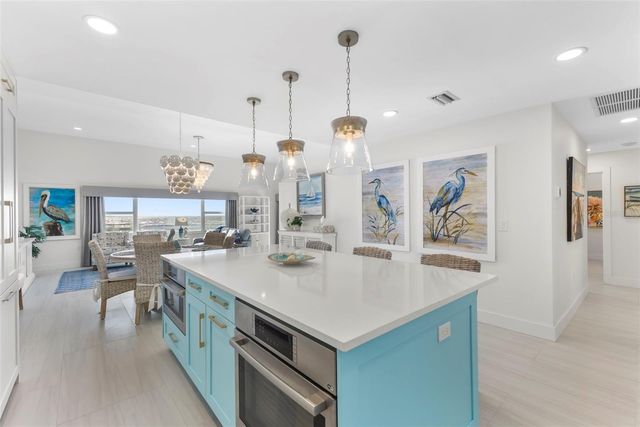 1750 BENJAMIN FRANKLIN DRIVE 1D, Sarasota, FL 34236