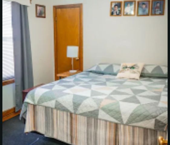 5828 S KILBOURN Avenue, Chicago, IL 60629