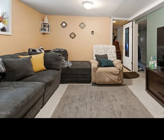 5828 S KILBOURN Avenue, Chicago, IL 60629