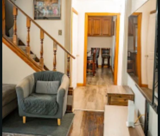 5828 S KILBOURN Avenue, Chicago, IL 60629