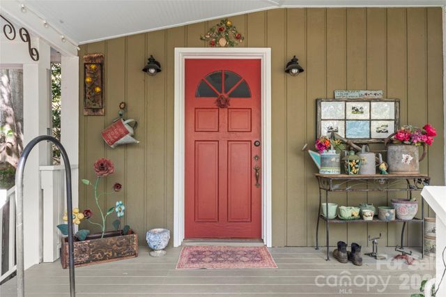 101 Sunnywood Lane, Charlotte, NC 28270