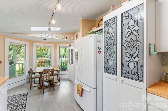 101 Sunnywood Lane, Charlotte, NC 28270