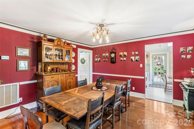 101 Sunnywood Lane, Charlotte, NC 28270