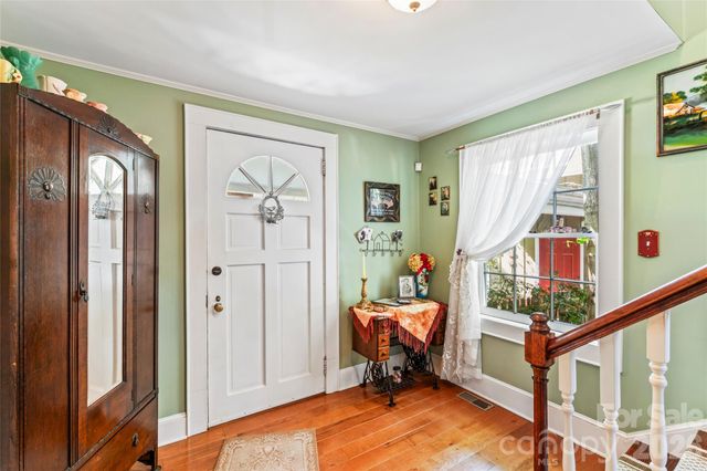 101 Sunnywood Lane, Charlotte, NC 28270