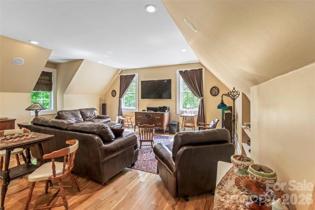 101 Sunnywood Lane, Charlotte, NC 28270