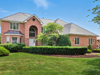 15141 Arbor Drive, Orland Park, IL 60467