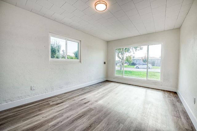 506 W Terrace Avenue, Fresno, CA 93705