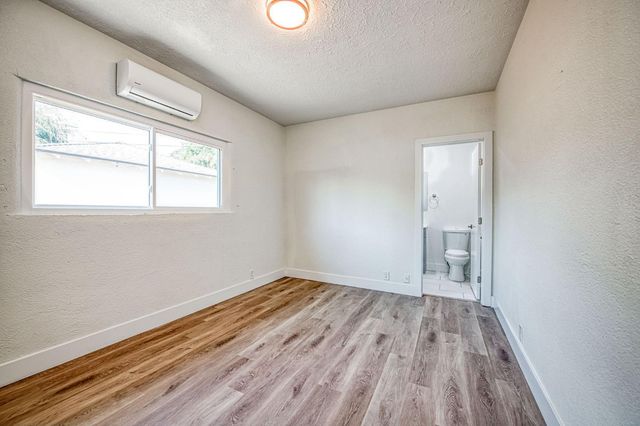 506 W Terrace Avenue, Fresno, CA 93705