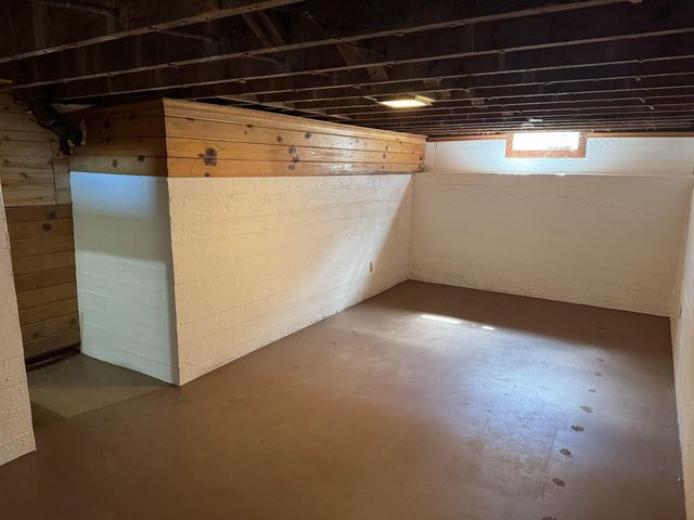 506 W Terrace Avenue, Fresno, CA 93705