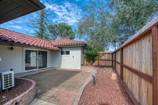 506 W Terrace Avenue, Fresno, CA 93705