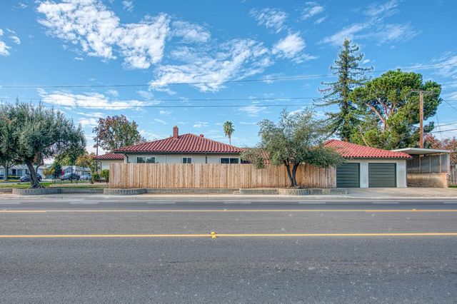506 W Terrace Avenue, Fresno, CA 93705