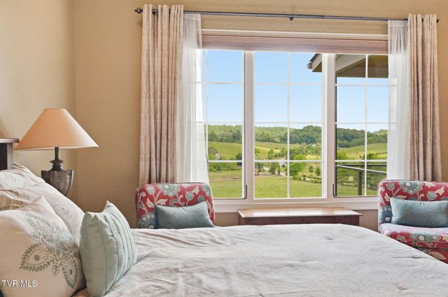 165 Laurel Ridge Drive, Jonesborough, TN 37659