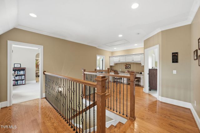 165 Laurel Ridge Drive, Jonesborough, TN 37659