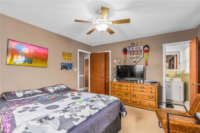 919 Mayford Drive, Kernersville, NC 27284