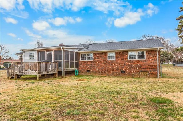 919 Mayford Drive, Kernersville, NC 27284