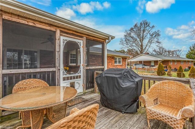 919 Mayford Drive, Kernersville, NC 27284