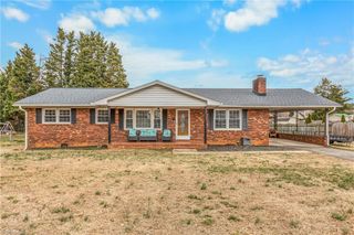 919 Mayford Drive, Kernersville, NC 27284