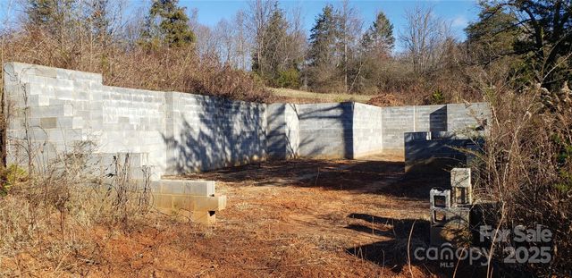 512 Hemphill Road, Union Mills, NC 28167