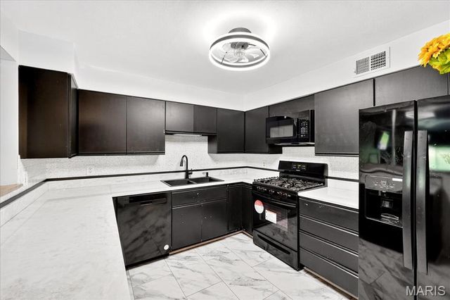 1535 Twillman Avenue, St Louis, MO 63138