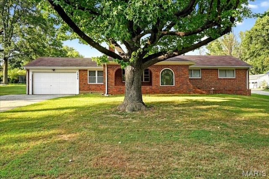 1535 Twillman Avenue, St Louis, MO 63138