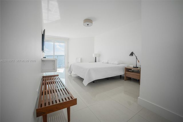 6301 Collins Ave 1102, Miami Beach, FL 33141