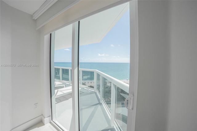 6301 Collins Ave 1102, Miami Beach, FL 33141