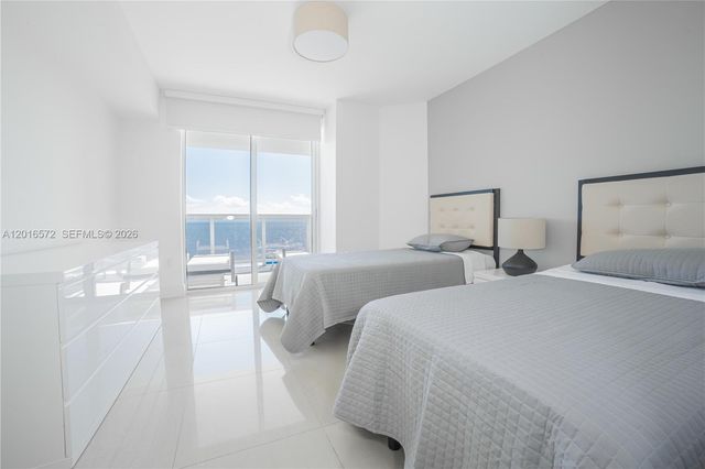 6301 Collins Ave 1102, Miami Beach, FL 33141