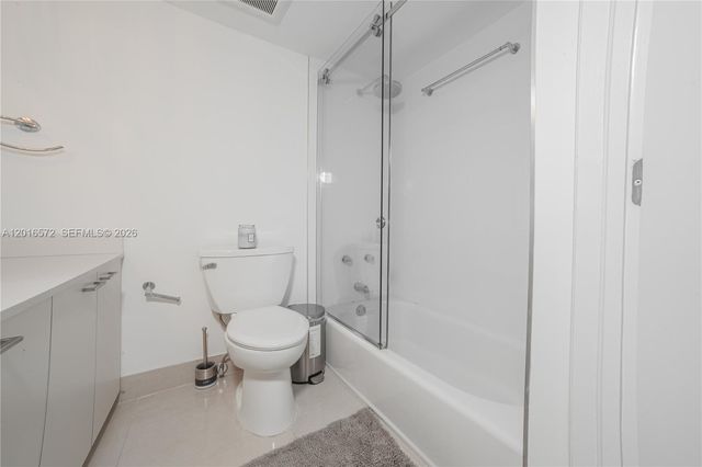 6301 Collins Ave 1102, Miami Beach, FL 33141