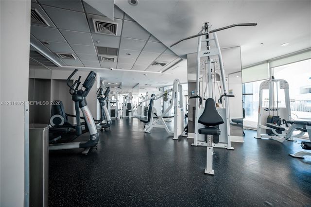 6301 Collins Ave 1102, Miami Beach, FL 33141