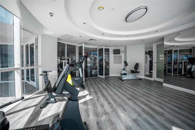 6301 Collins Ave 1102, Miami Beach, FL 33141