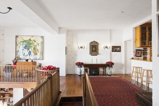 165 E 60th St Apt 5A, New York City, NY 10022