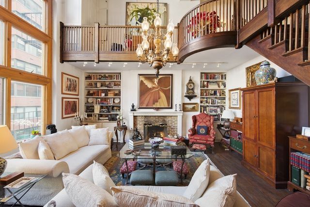 165 E 60th St Apt 5A, New York City, NY 10022