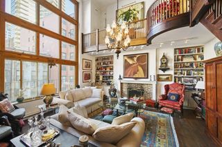 165 E 60th St Apt 5A, New York City, NY 10022