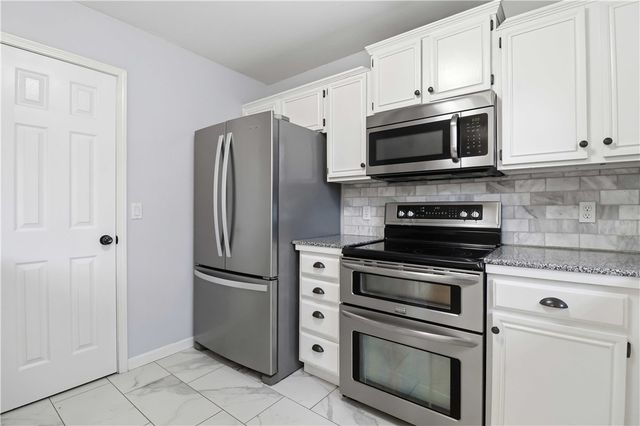 1368 N Caddo Avenue, Fayetteville, AR 72704