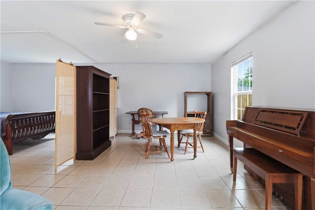 1368 N Caddo Avenue, Fayetteville, AR 72704