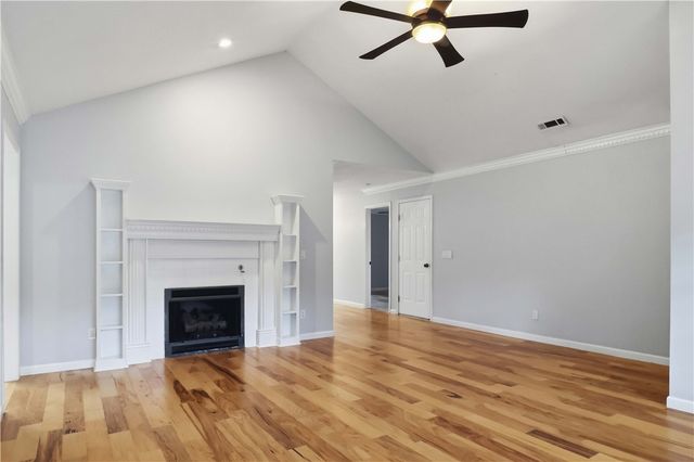 1368 N Caddo Avenue, Fayetteville, AR 72704