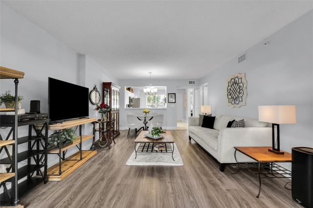 9511 Weldon Circle 105, Fort Lauderdale, FL 33321