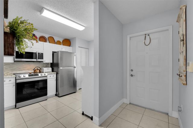 9511 Weldon Circle 105, Fort Lauderdale, FL 33321