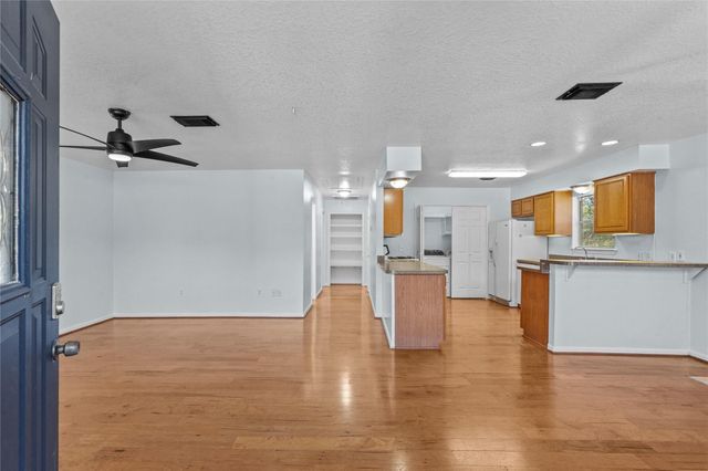 336 Reppert Street A, Bacliff, TX 77518