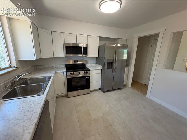 61 N Amherst Street, Colorado Springs, CO 80911
