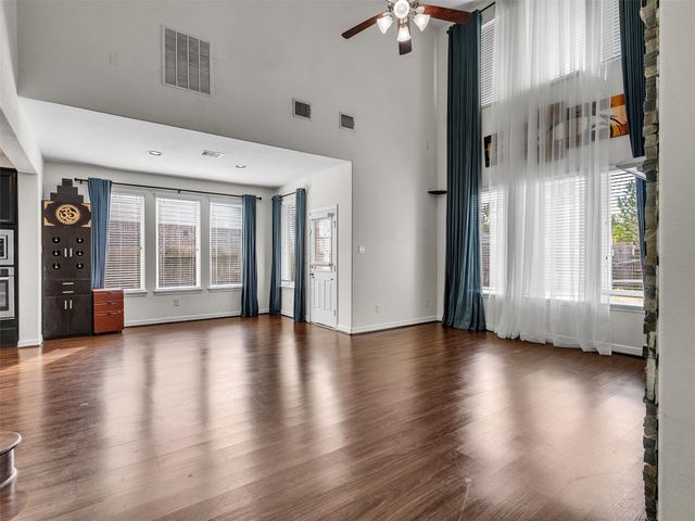 11066 Walts Run Lane, Cypress, TX 77433